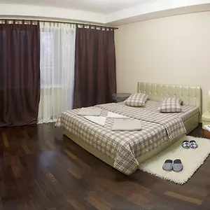 https://apartment-on-saksaganskogo-87.hotels-of-kiev.com